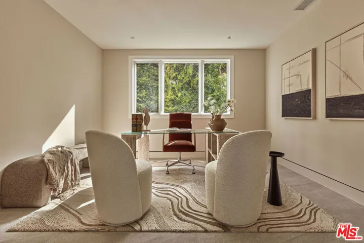 16838 Oak View Drive, Encino, California 91436
