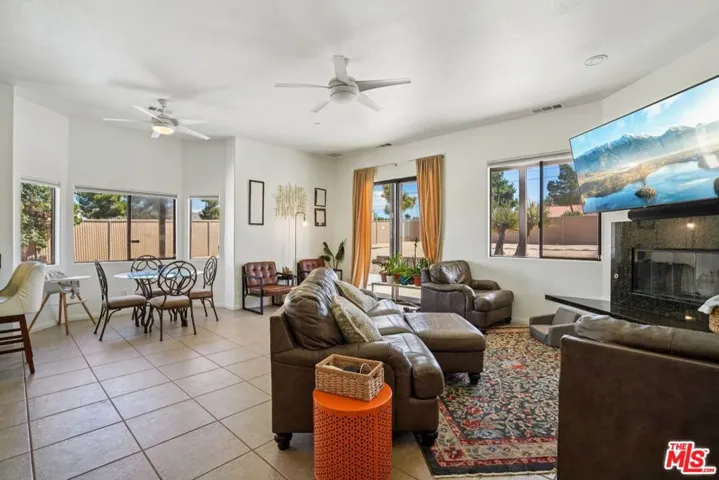 58055 Desert Gold Drive, Yucca Valley, California 92284