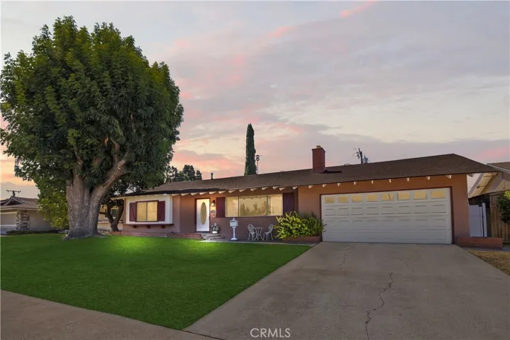 330 Golden Carriage, Pomona, California 91767