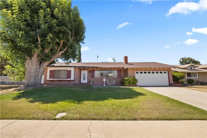 330 Golden Carriage, Pomona, California 91767