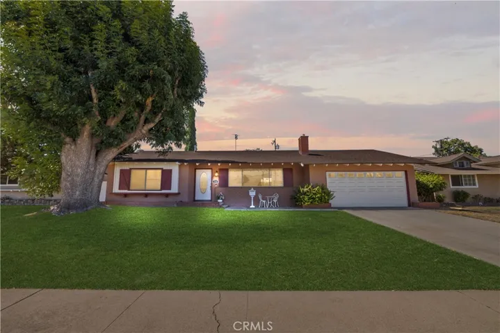 330 Golden Carriage, Pomona, California 91767