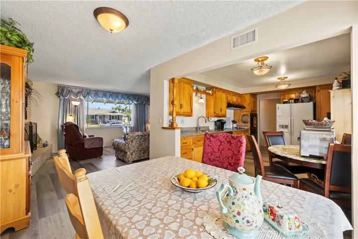330 Golden Carriage, Pomona, California 91767