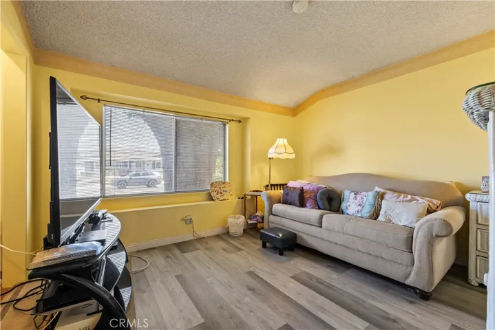 330 Golden Carriage, Pomona, California 91767