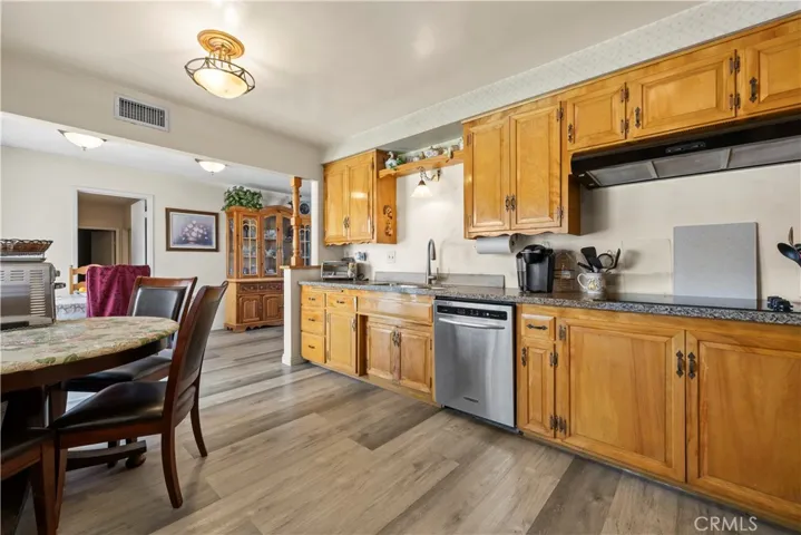330 Golden Carriage, Pomona, California 91767