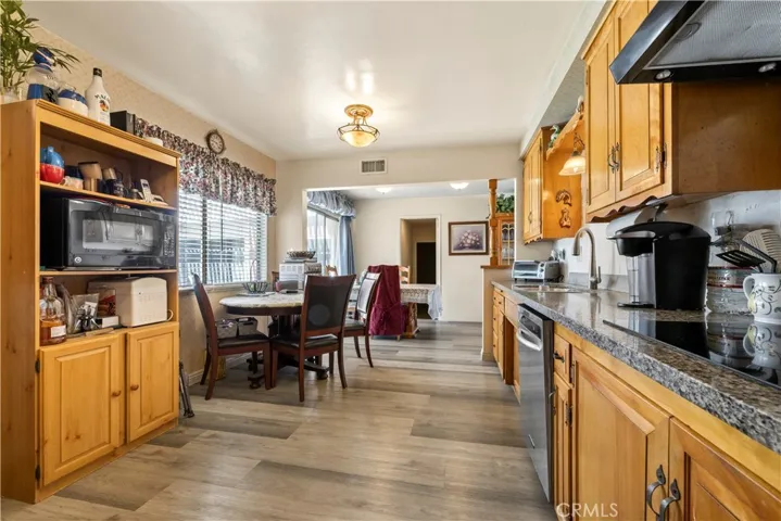 330 Golden Carriage, Pomona, California 91767