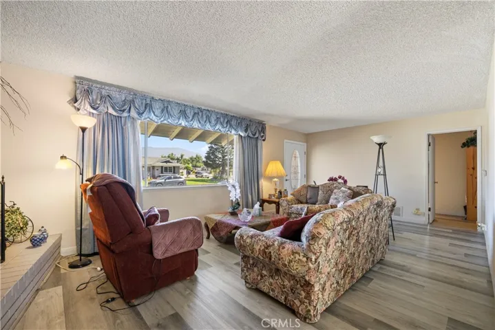 330 Golden Carriage, Pomona, California 91767