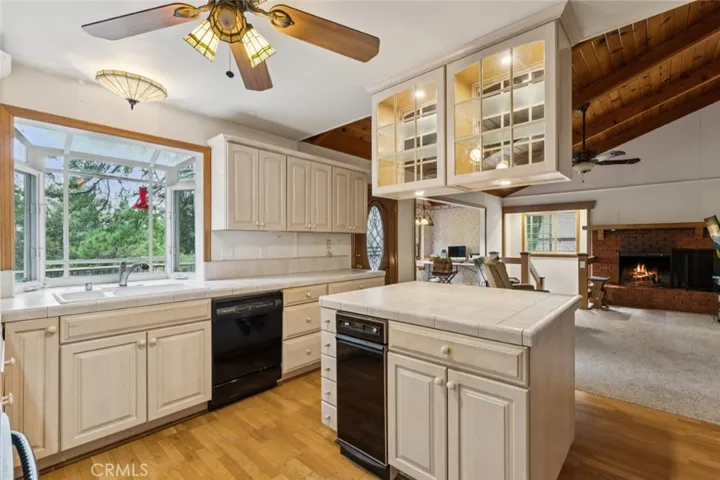 24899 Basel, Crestline, California 92325