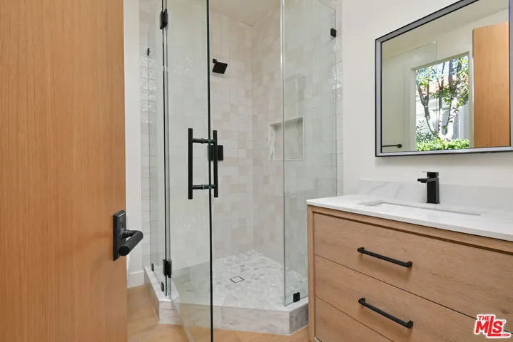 25605 Melbourne Court, Calabasas, California 91302
