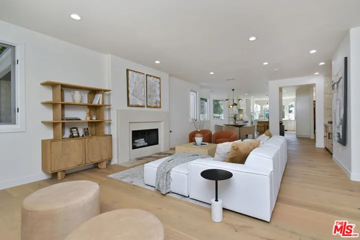 25605 Melbourne Court, Calabasas, California 91302