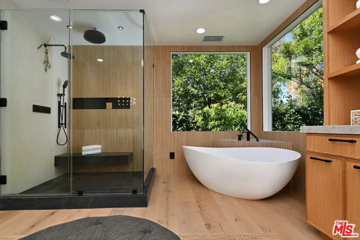 25605 Melbourne Court, Calabasas, California 91302