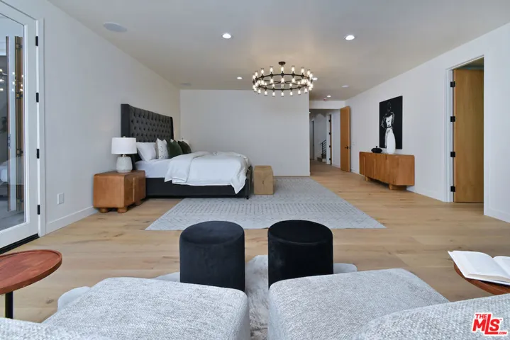 25605 Melbourne Court, Calabasas, California 91302