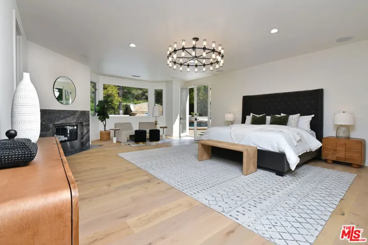 25605 Melbourne Court, Calabasas, California 91302