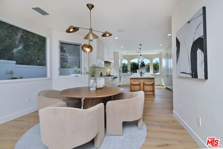 25605 Melbourne Court, Calabasas, California 91302