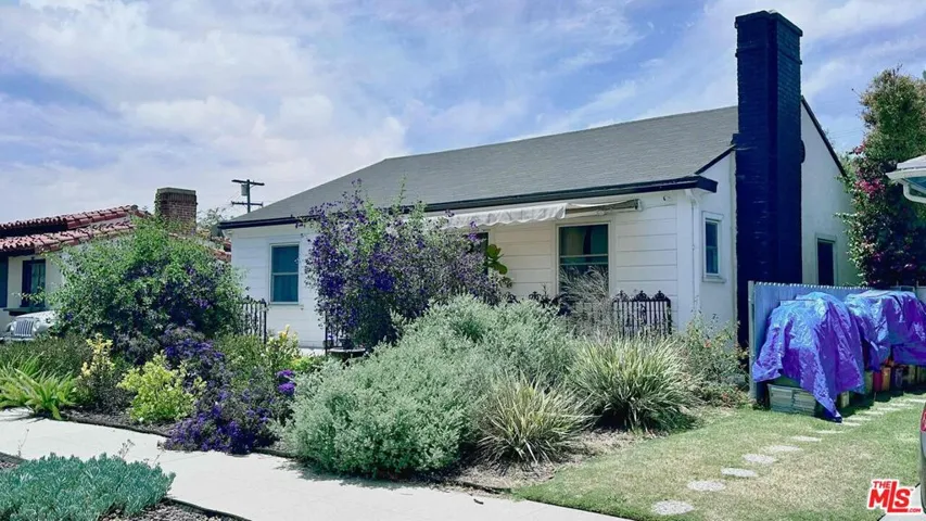 3801 Sutro Avenue, Los Angeles, California 90008