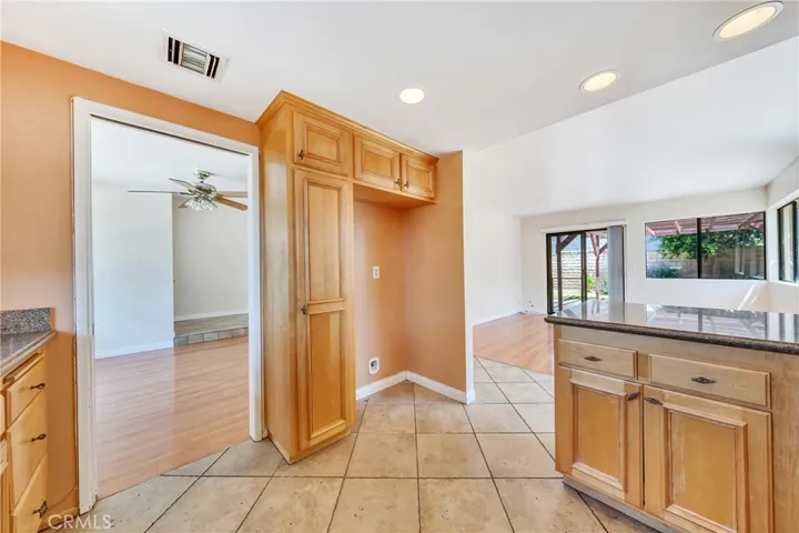 156 Appletree, Camarillo, California 93012
