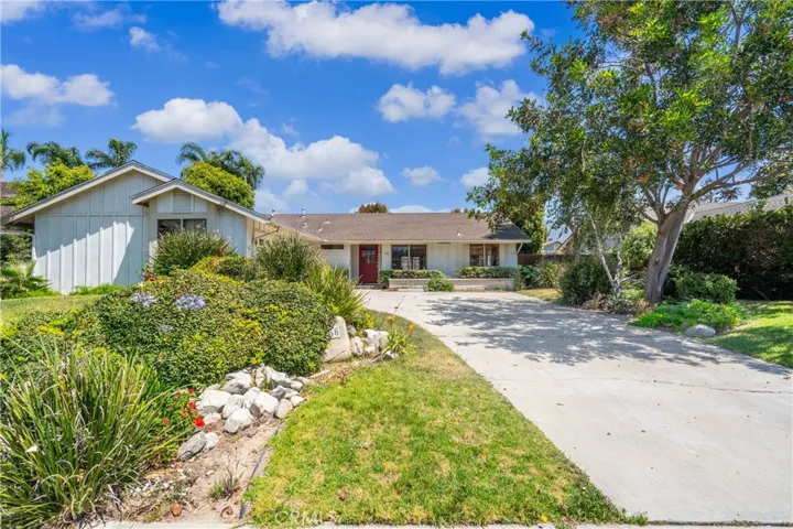 156 Appletree, Camarillo, California 93012
