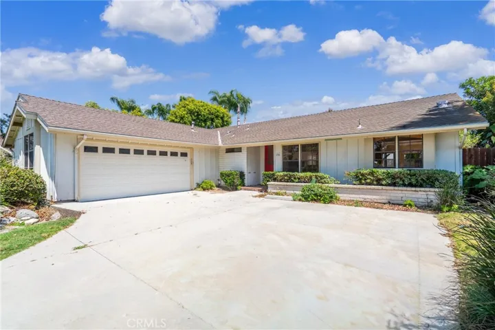 156 Appletree, Camarillo, California 93012