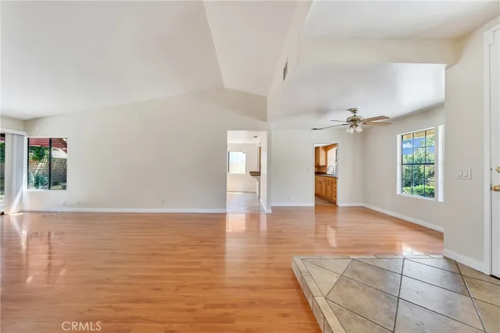 156 Appletree, Camarillo, California 93012