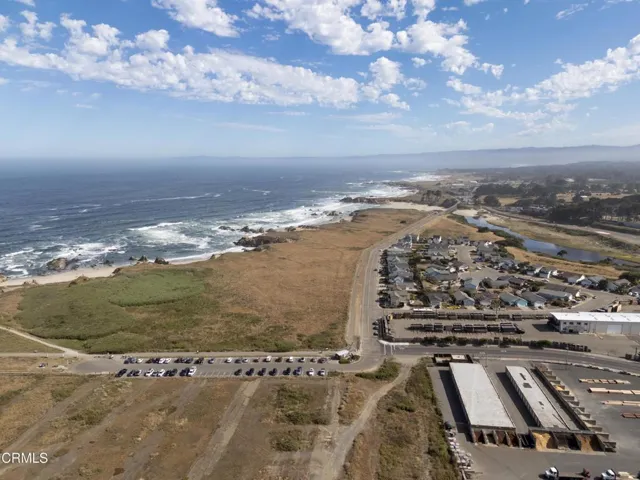 715 West ST near Glass Beach