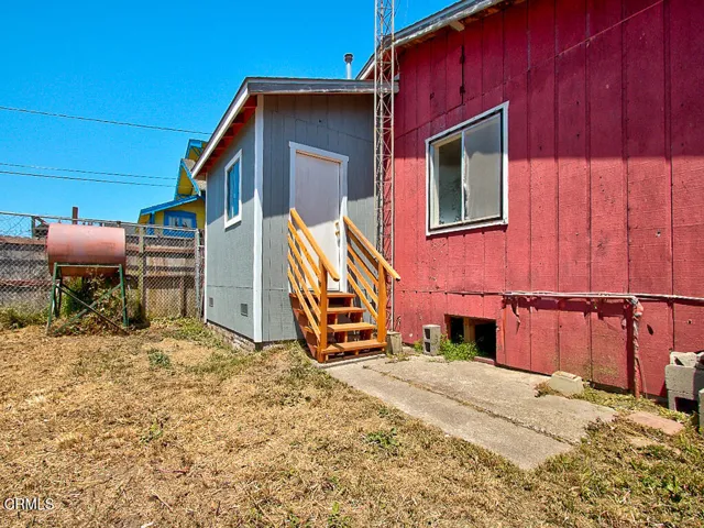 Back Entry - Oil tank