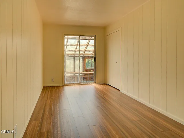 Bedroom 3 to the greenhouse