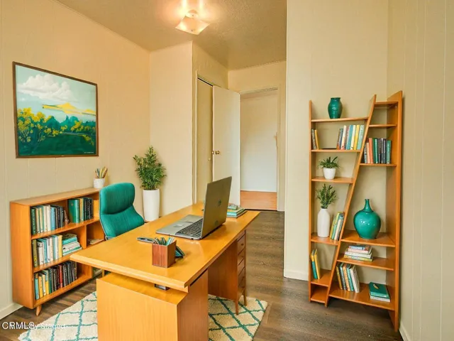 Virtually Staged Bedroom / Office