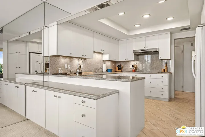 900 Island Drive 313, Rancho Mirage, California 92270