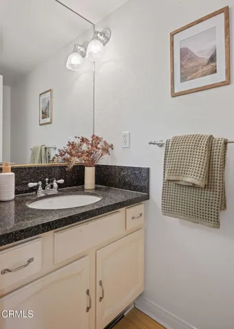 13-Powder Room