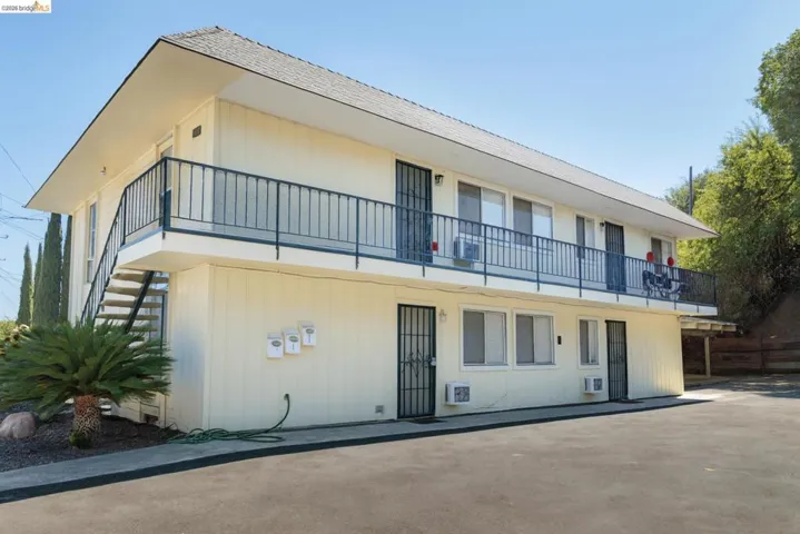 22 S Lake Dr, Antioch, California 94509