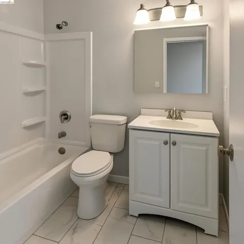22 S Lake Dr, Antioch, California 94509