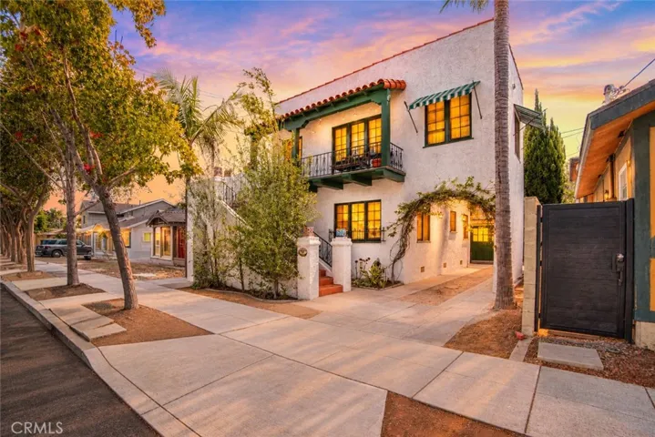 1052 Ximeno, Long Beach, California 90804
