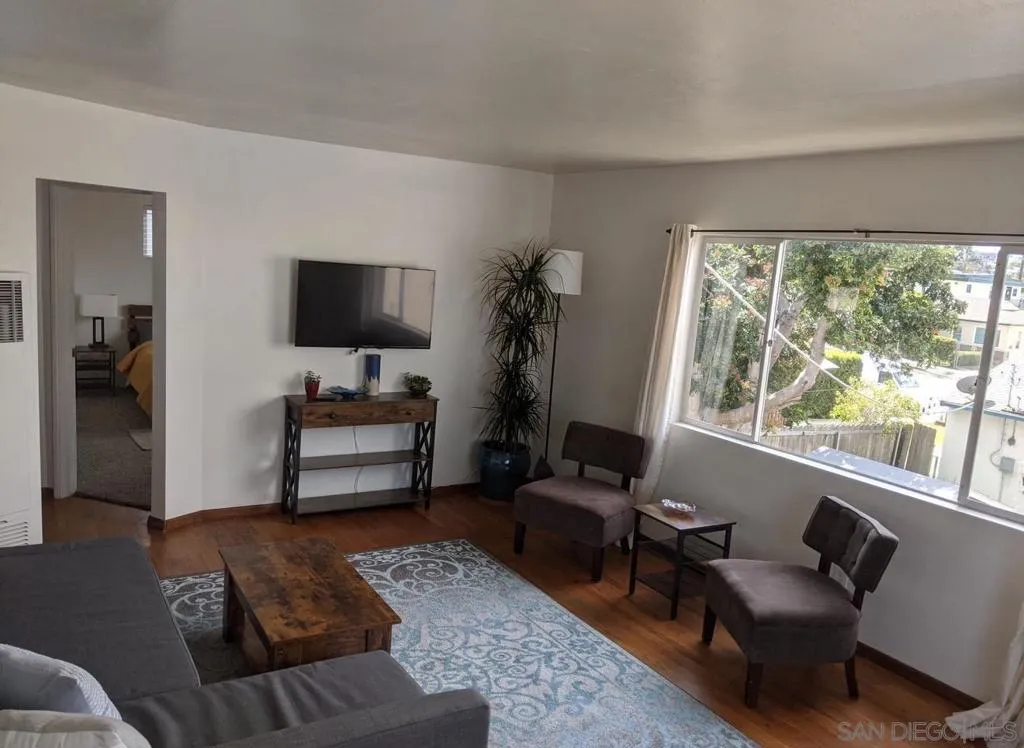 4662 W Point Loma Ave, San Diego, California 92107 — photo 5