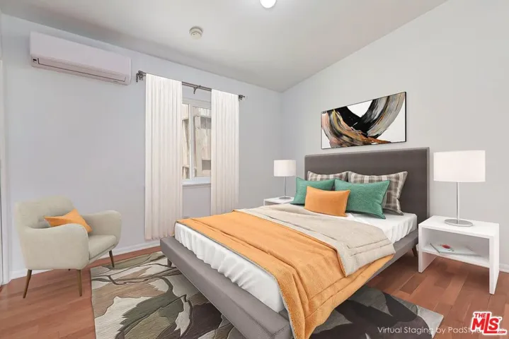 8531 Walnut Drive, Los Angeles, California 90046