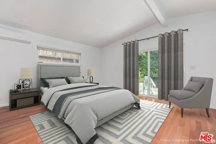8531 Walnut Drive, Los Angeles, California 90046