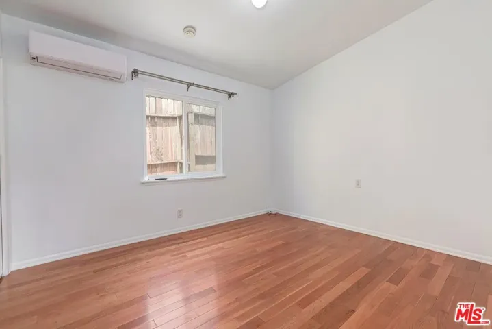 8531 Walnut Drive, Los Angeles, California 90046