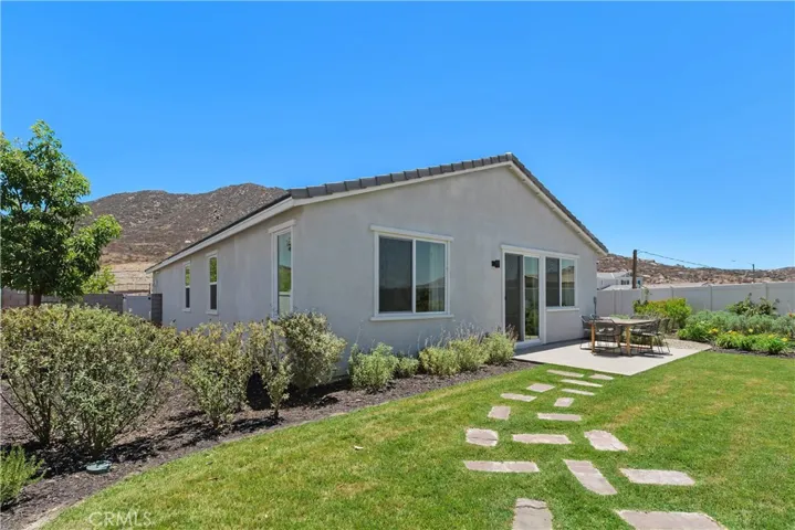 31672 Settlers Road, Winchester, California 92596