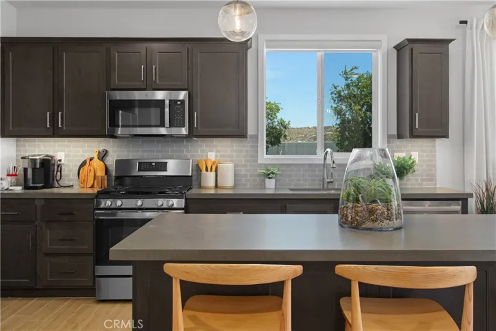 31672 Settlers Road, Winchester, California 92596