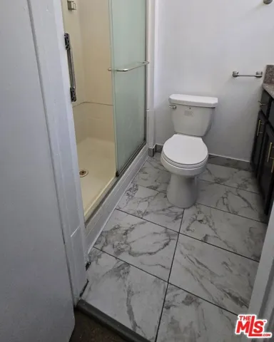 2219 Crenshaw Boulevard 2, Los Angeles, California 90016
