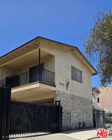 2219 Crenshaw Boulevard 2, Los Angeles, California 90016