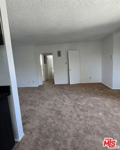 2219 S Crenshaw Boulevard 5, Los Angeles, California 90016