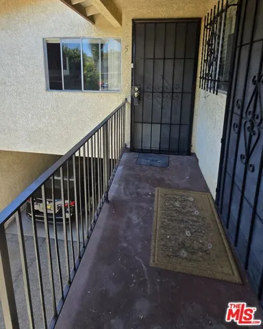 2219 S Crenshaw Boulevard 5, Los Angeles, California 90016