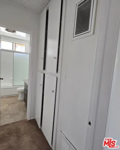 2219 S Crenshaw Boulevard 5, Los Angeles, California 90016