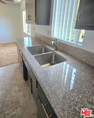 2219 S Crenshaw Boulevard 5, Los Angeles, California 90016