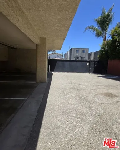2219 S Crenshaw Boulevard 5, Los Angeles, California 90016