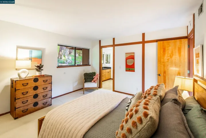 1038 Pine Ln, Lafayette, California 94549