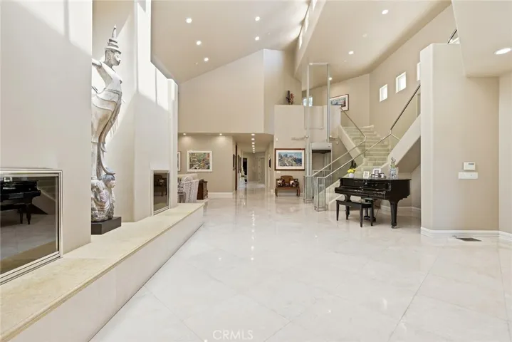 25411 Colette Way, Calabasas, California 91302