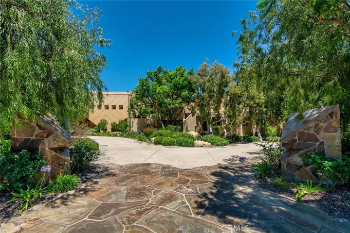 25411 Colette Way, Calabasas, California 91302