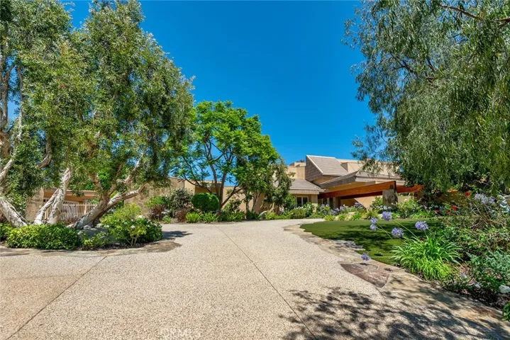 25411 Colette Way, Calabasas, California 91302