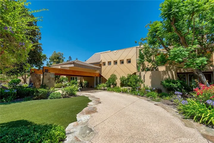 25411 Colette Way, Calabasas, California 91302