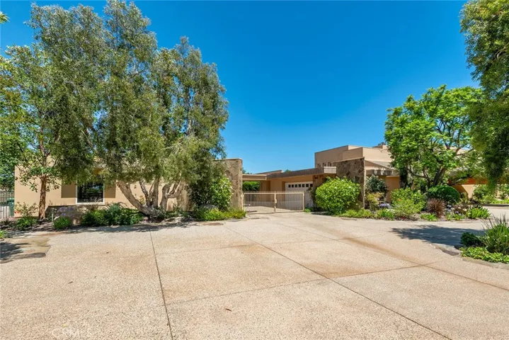 25411 Colette Way, Calabasas, California 91302